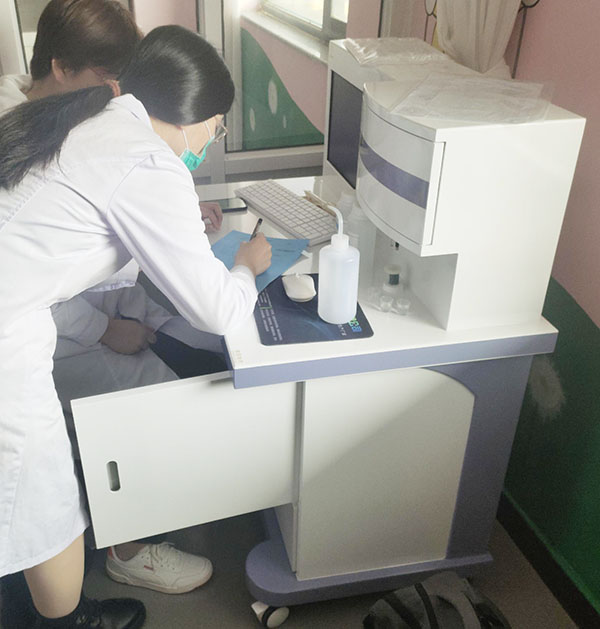 成人午夜福利视频